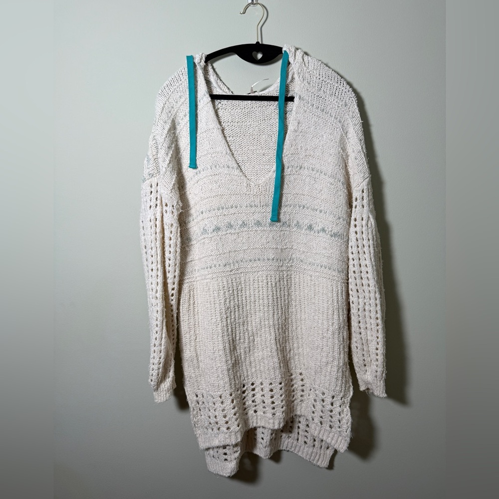 Free People Cream V-Neck Sweater with Teal Accents